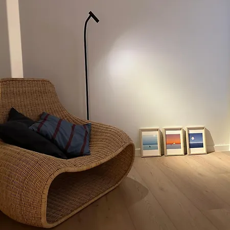 Lejlighed Away From By The *